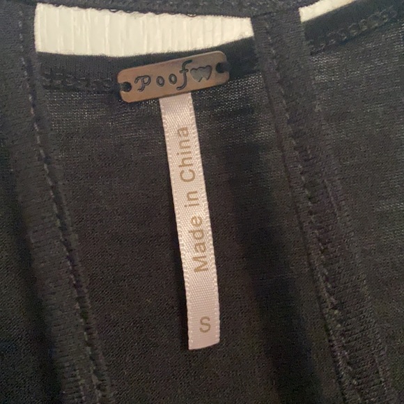 Poof! Black Top - Picture 3 of 4